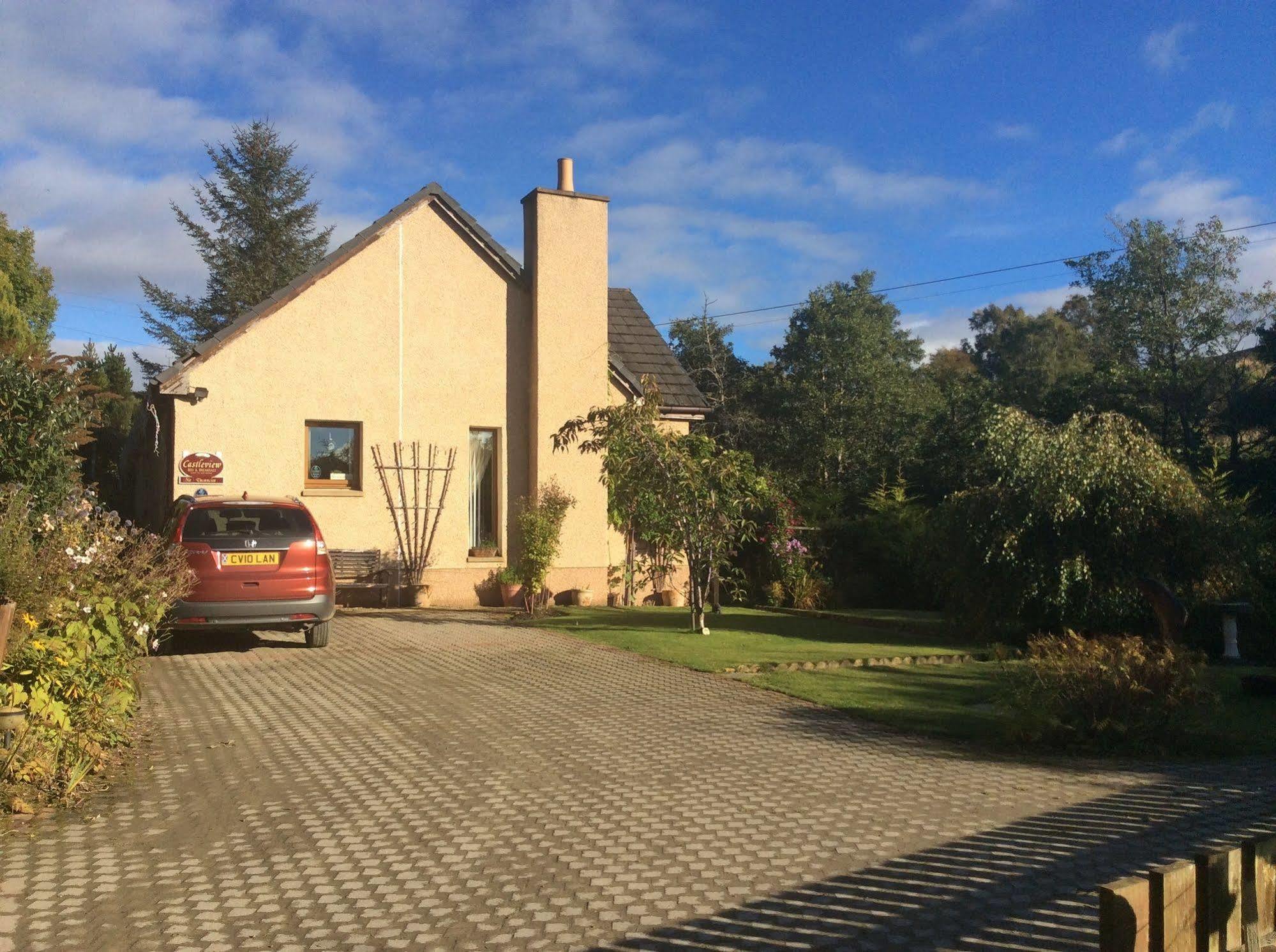 Castleview Bed & Breakfast Dufftown Exterior foto